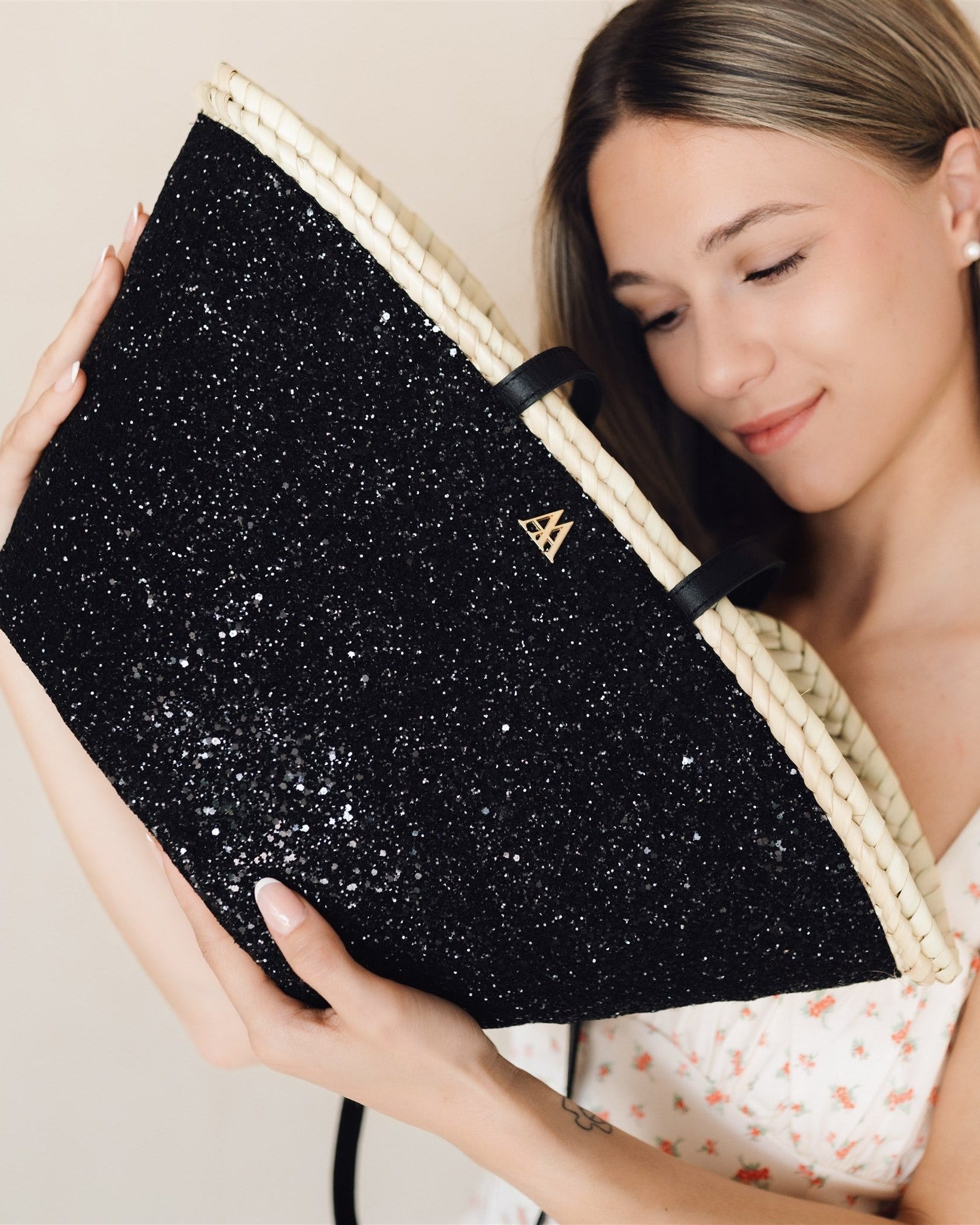 Carmen Capazo Small Black Glitter