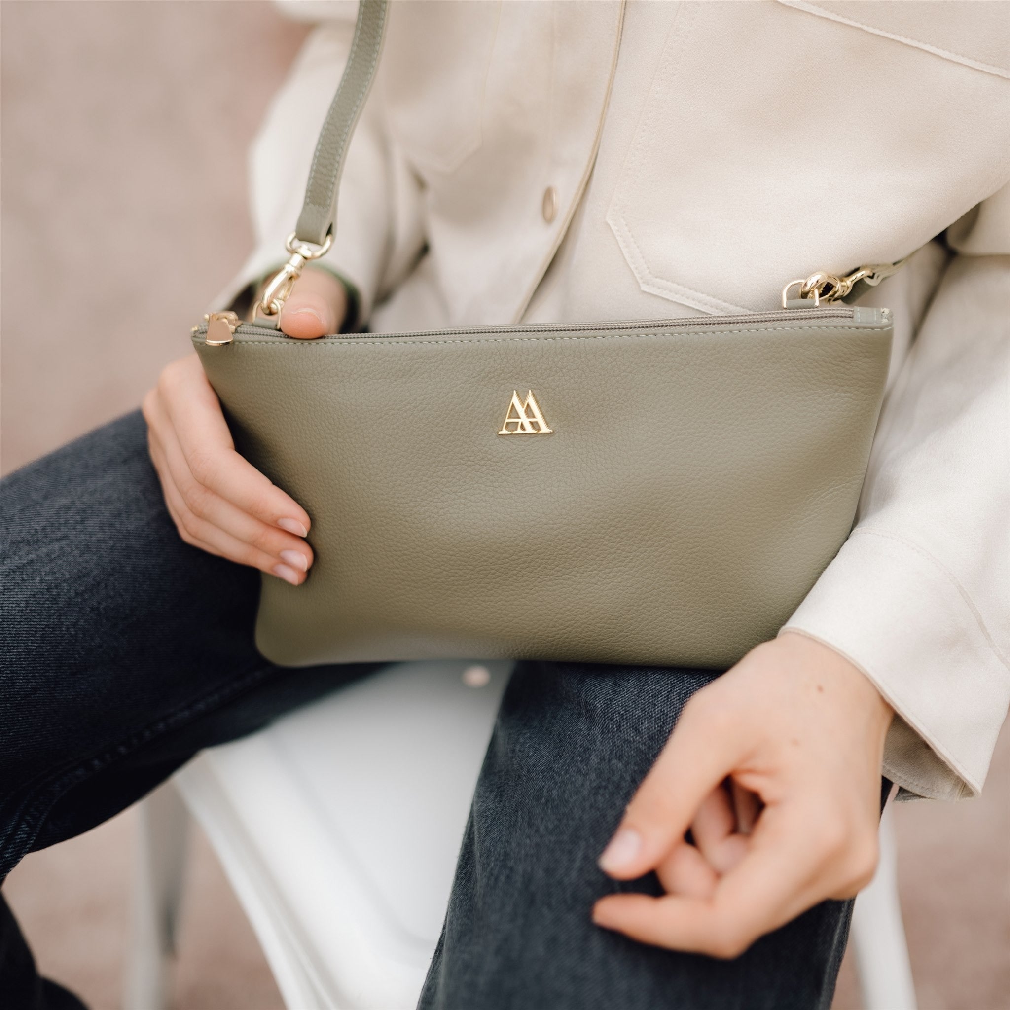 Catalina Bolso Clutch Piel Verde Kaki