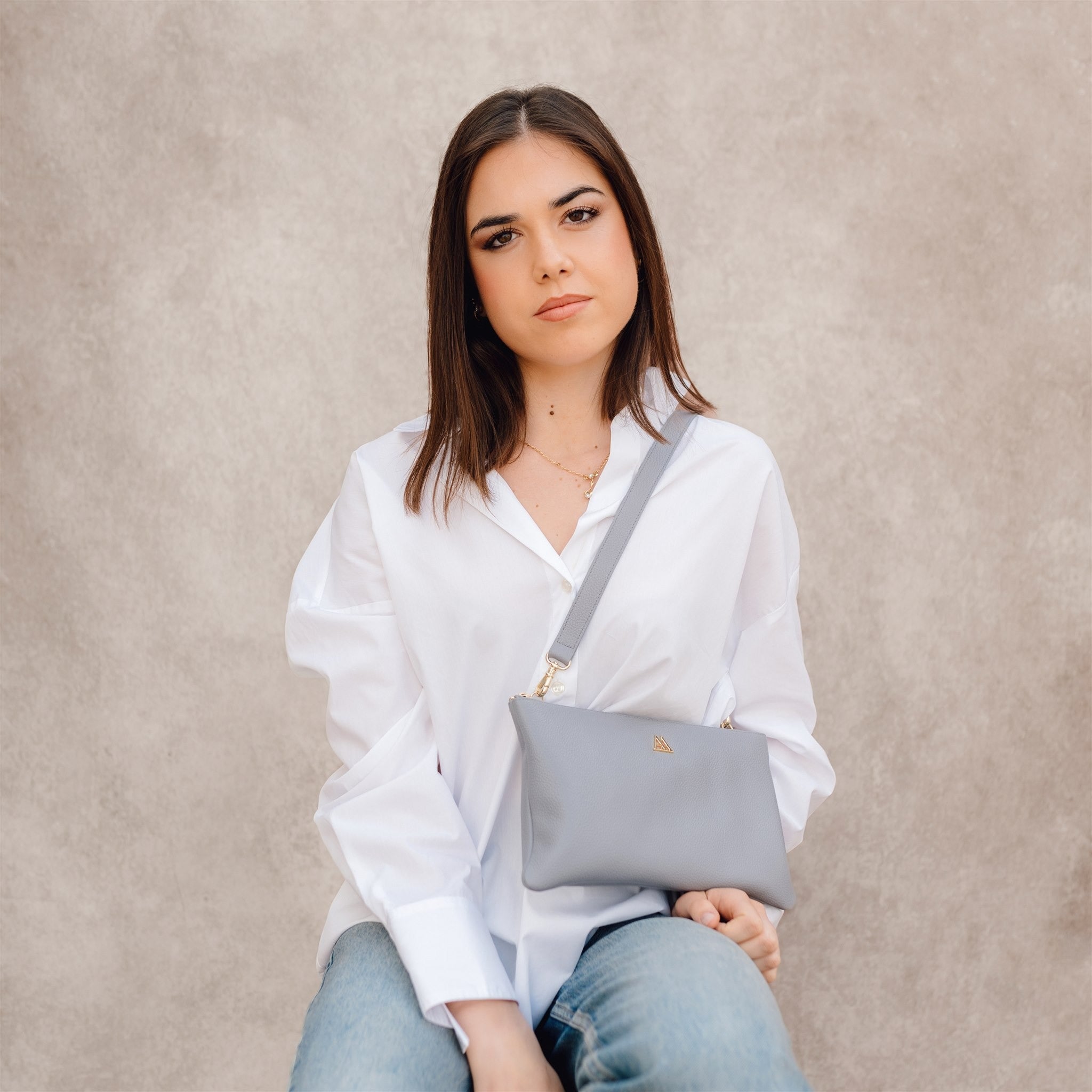 Catalina Bolso Clutch Piel Gris
