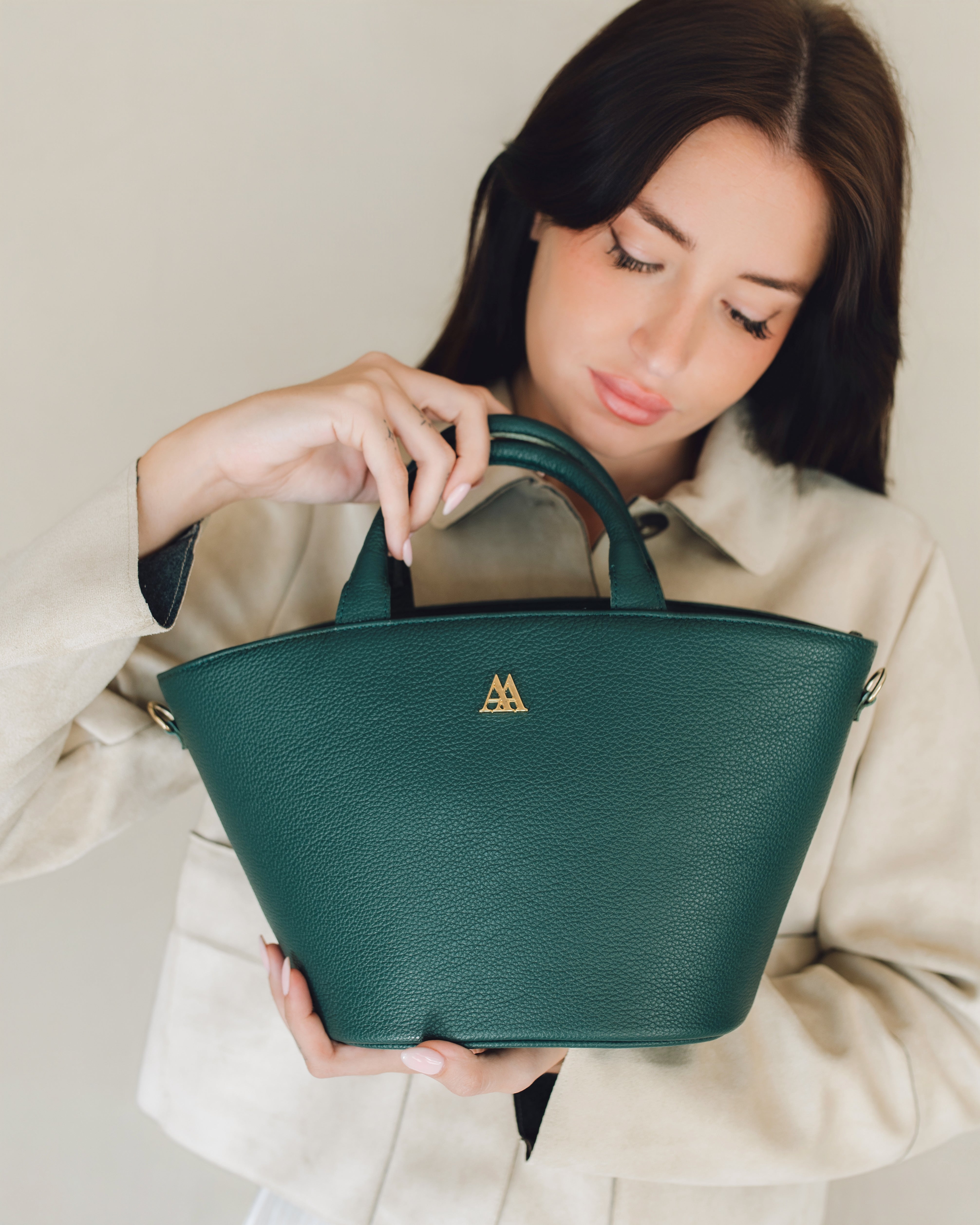 Carlota Bolso Capazo Piel Verde Petróleo