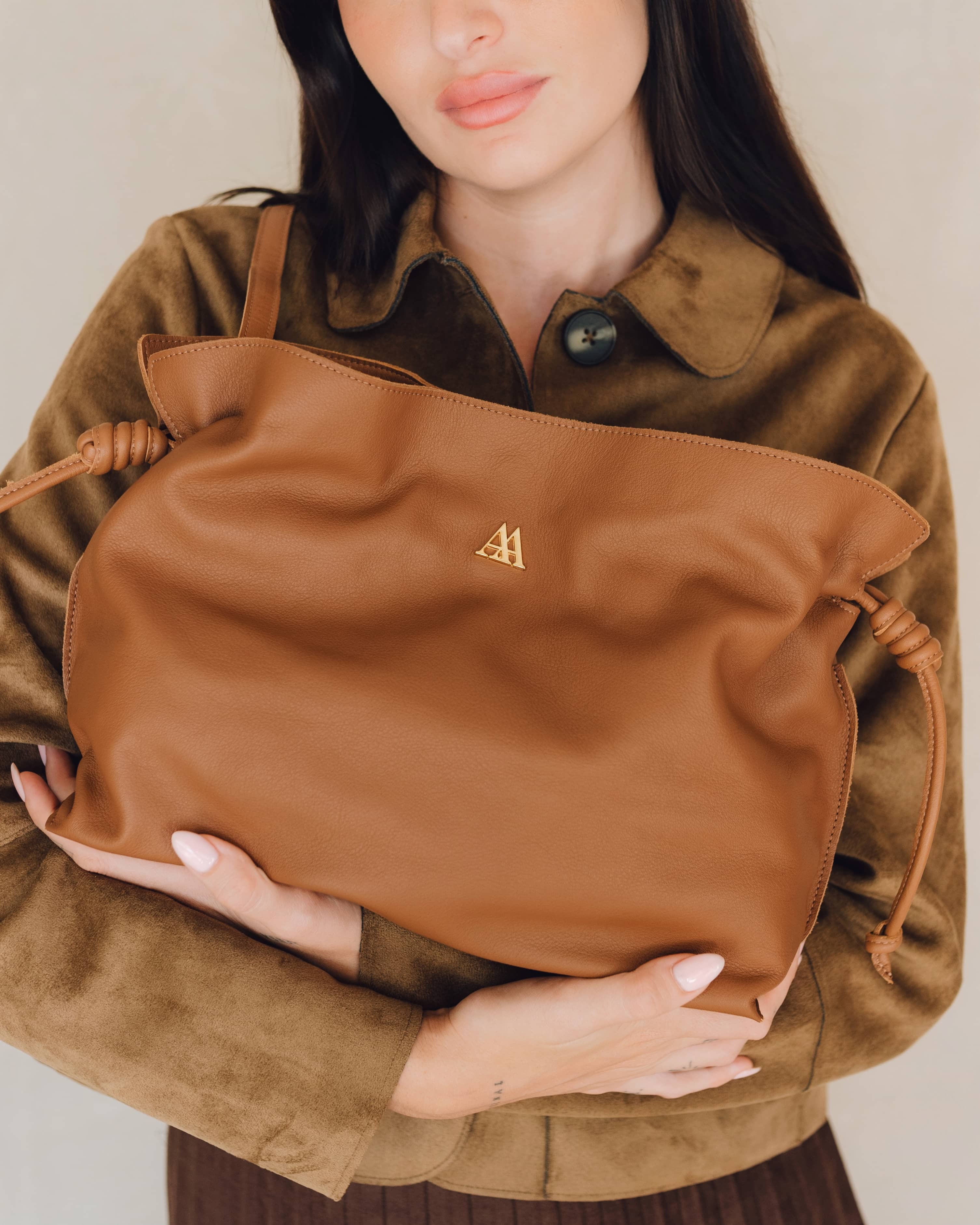 Fátima Ruched Leather Bag