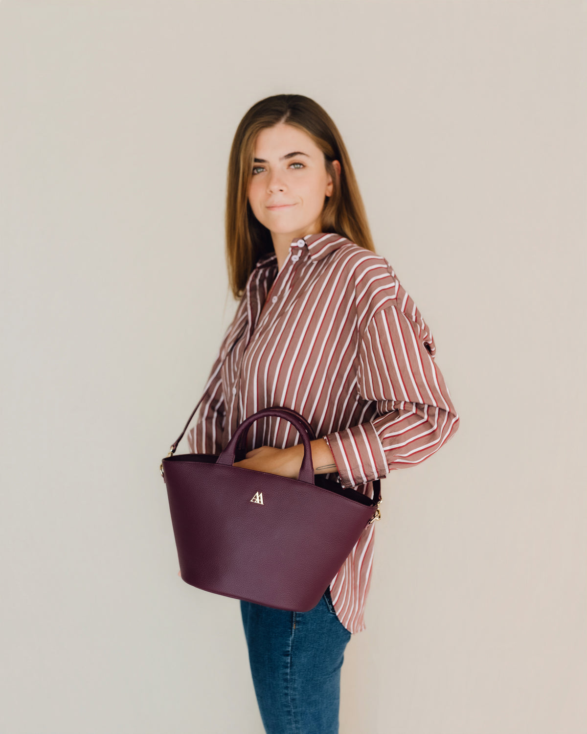 Carlota Bolso Capazo Piel Burdeos
