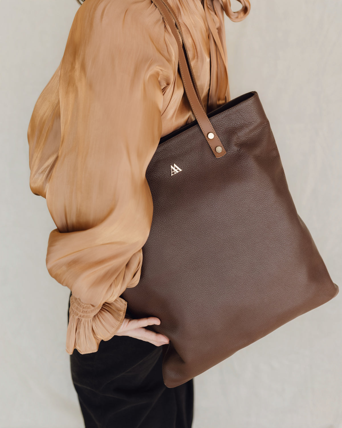 Noa Borsa Tote in Pelle Marrone
