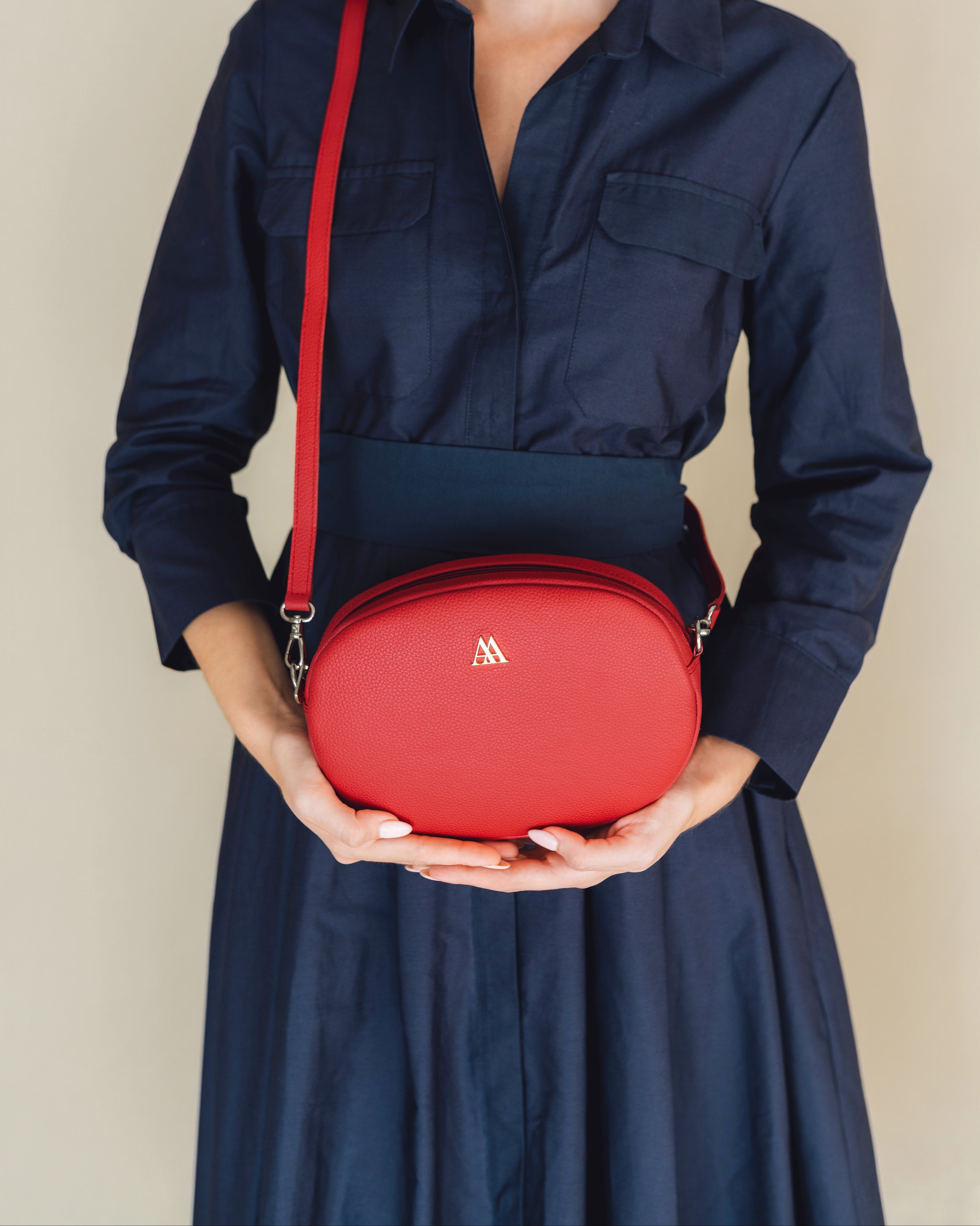 Olivia Oval Leather Bag, Red