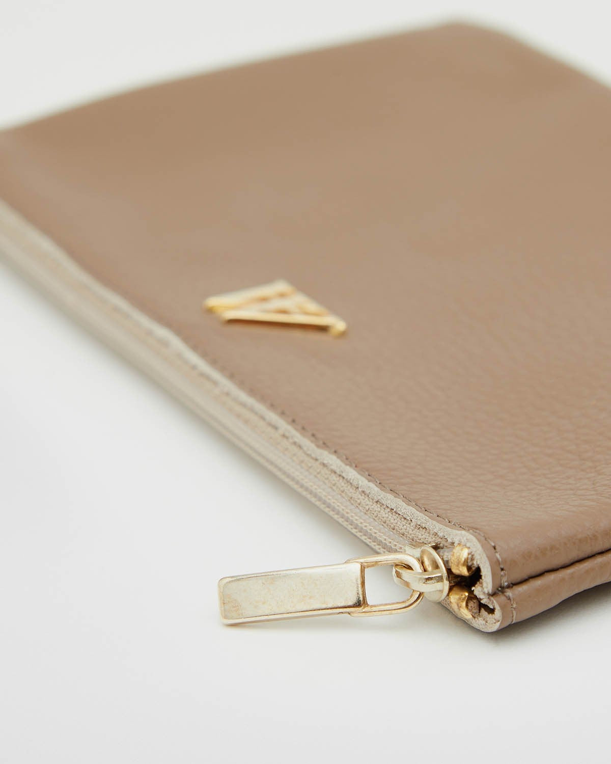 Maya Monedero Piel Taupe