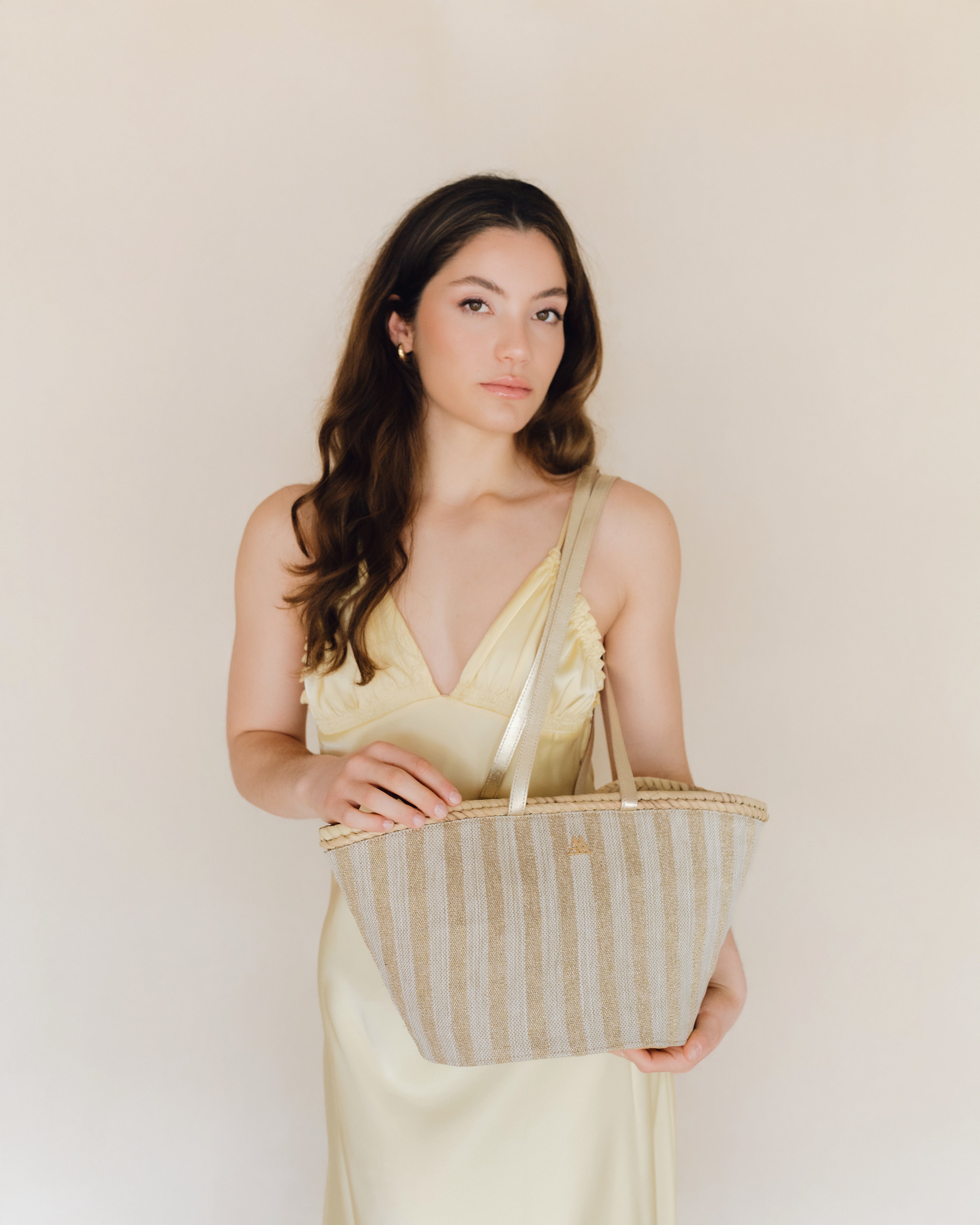Carmen Rayas Lurex Beig