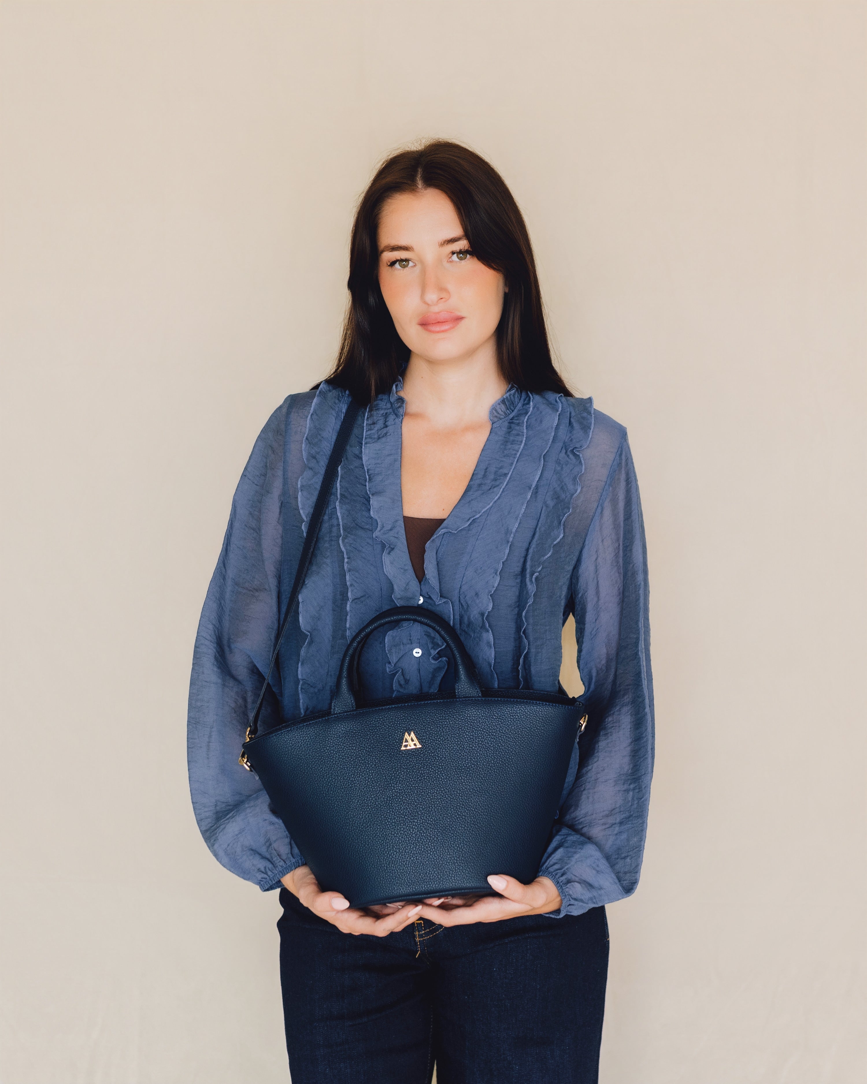 Carlota Bolso Capazo Piel Azul Marino