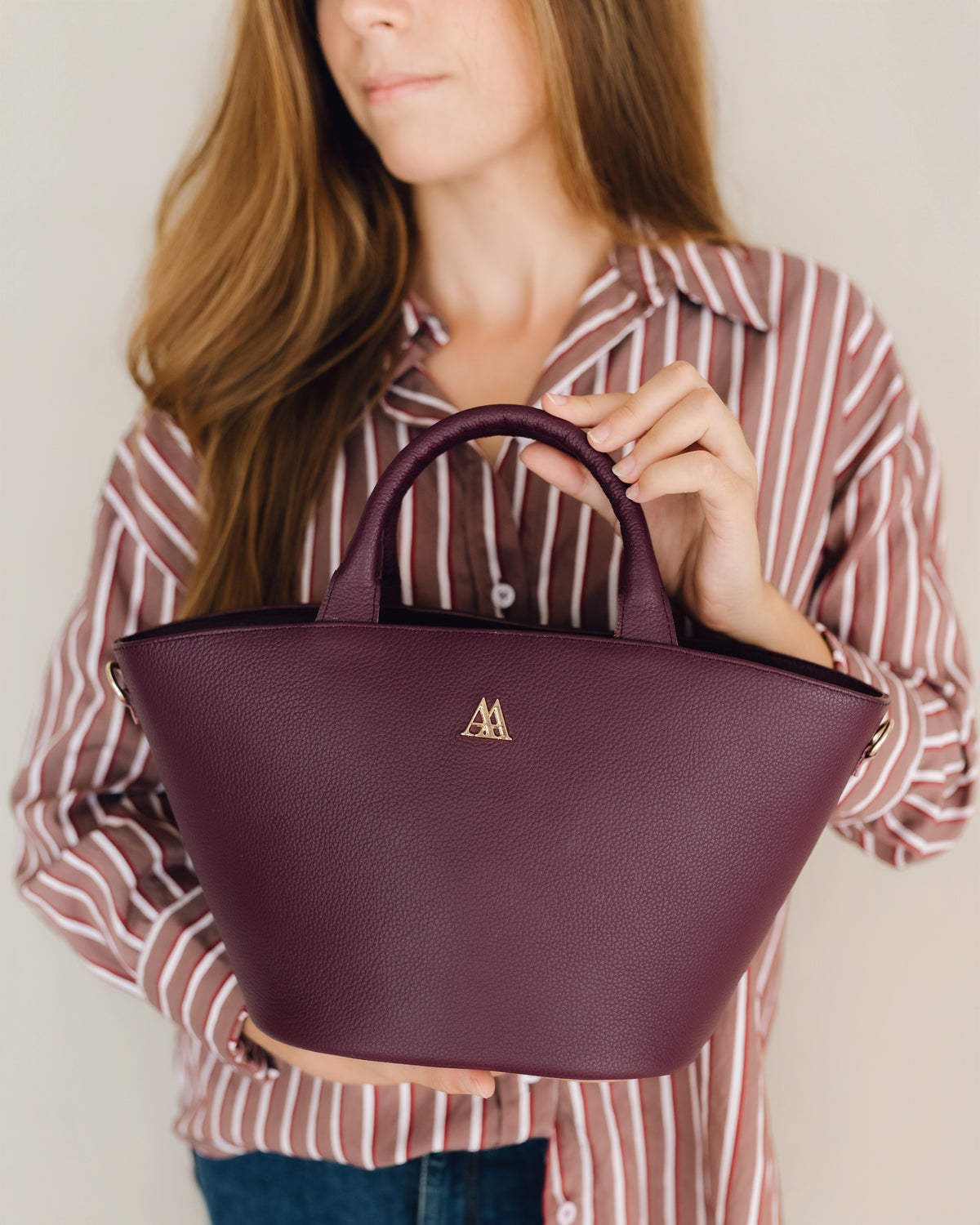 Carlota Bolso Capazo Piel Burdeos