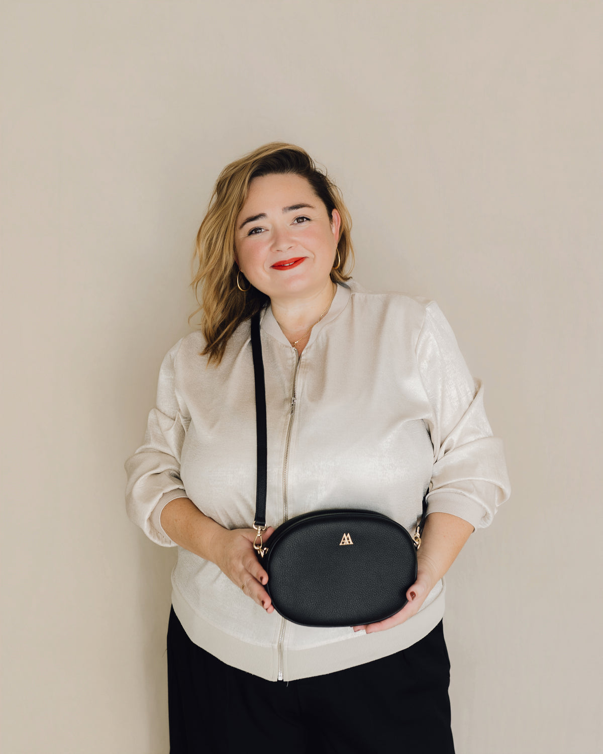 Olivia Sac Ovale en Cuir Noir