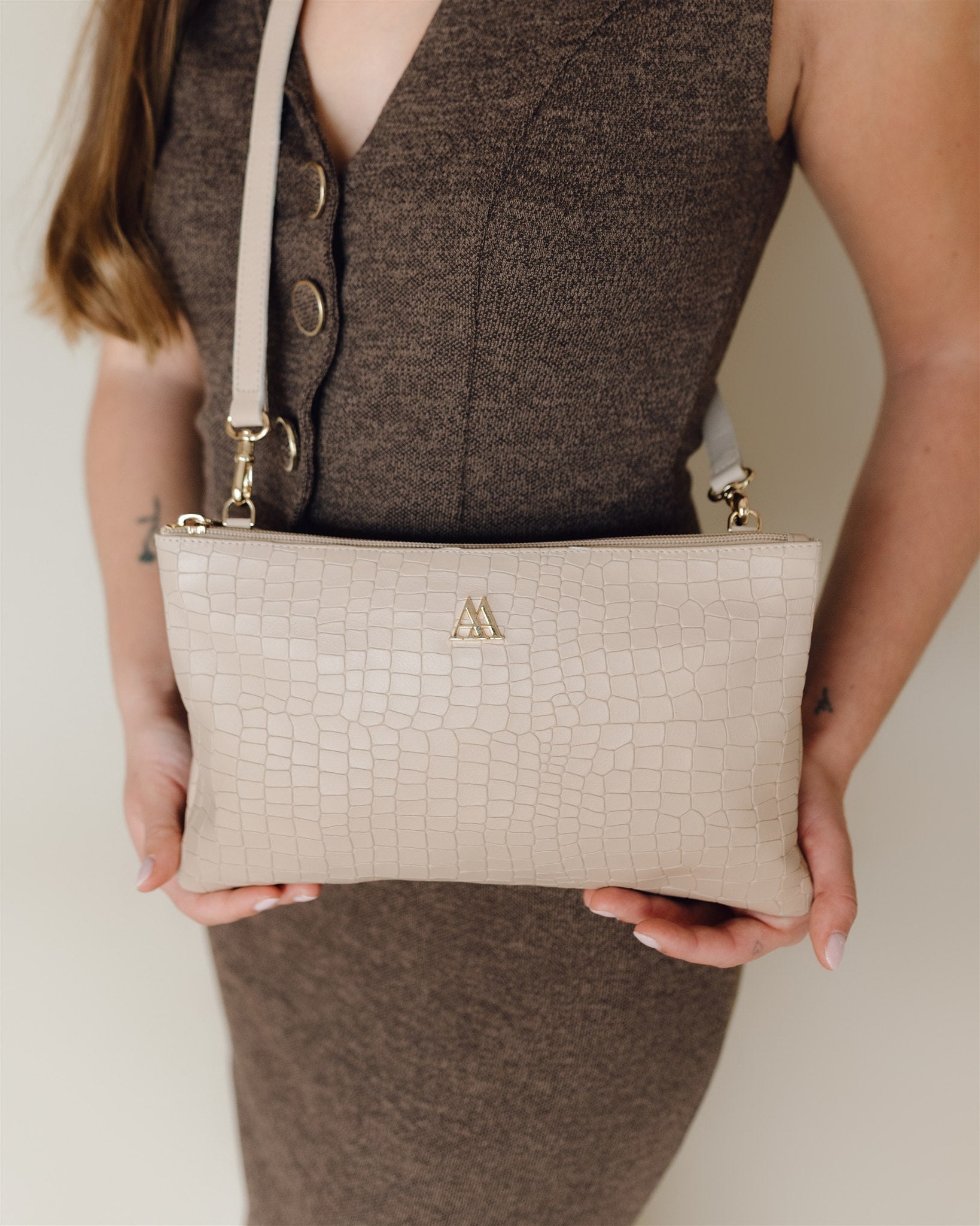 Catalina Bolso Clutch Piel Coco Beig