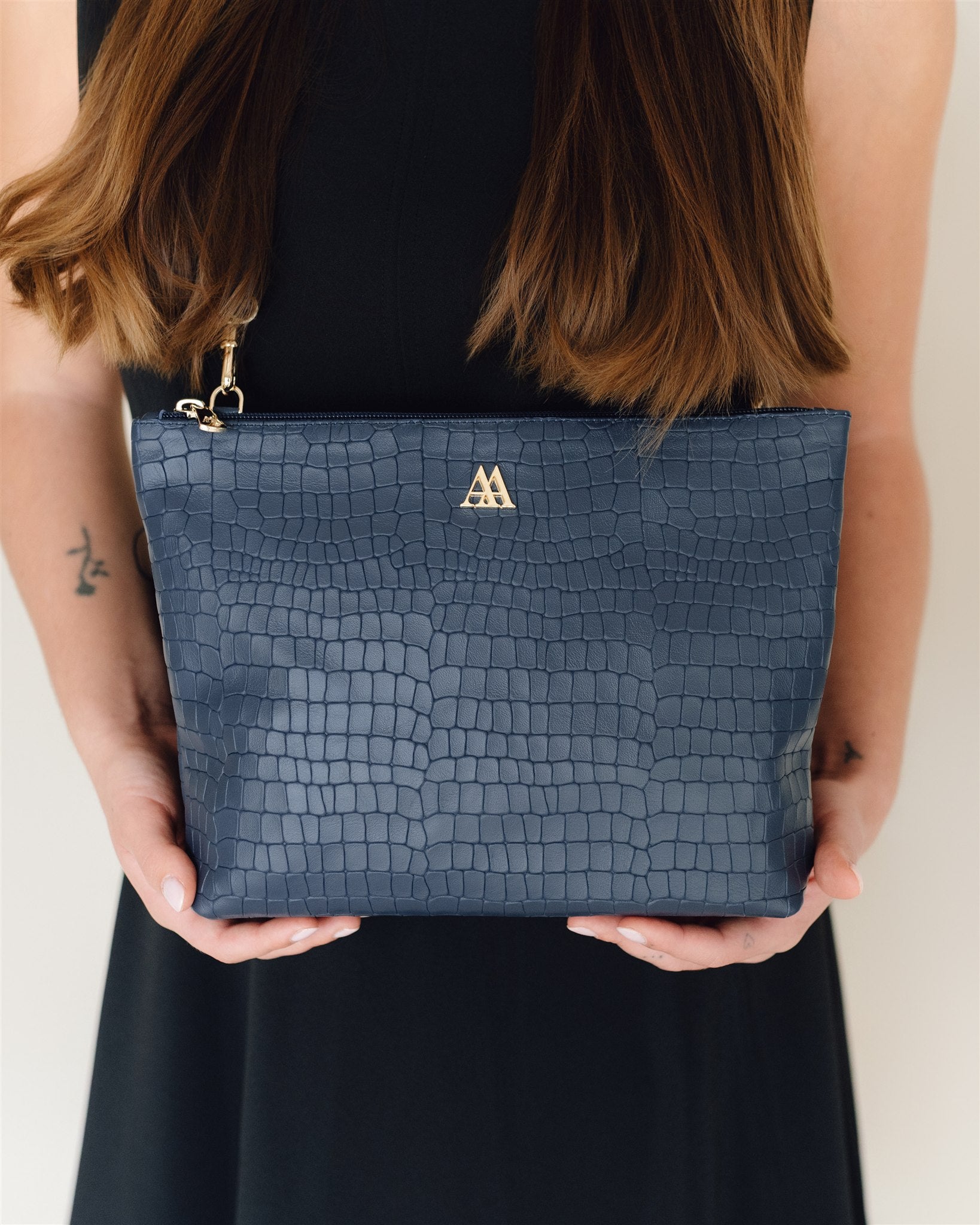 Manola Bolso Clutch Piel Coco Azul Marino