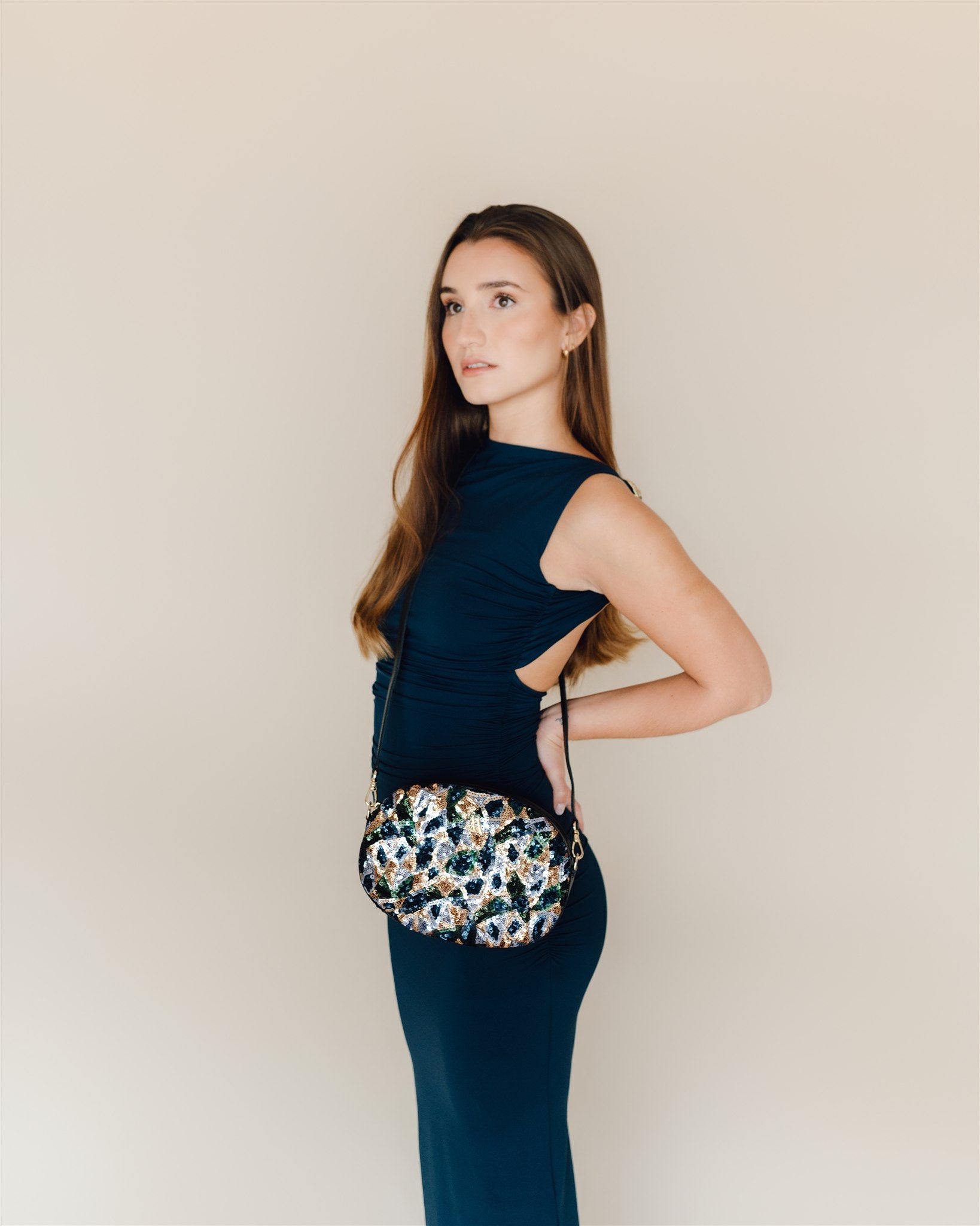 Olivia Oval Leather Bag, Red