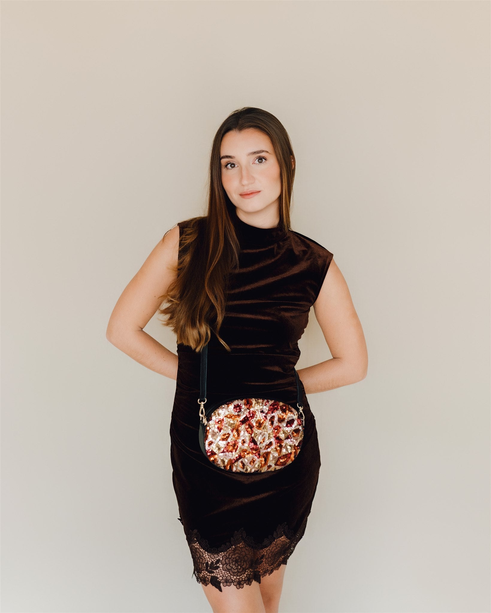 Olivia Oval Leather Bag, Red